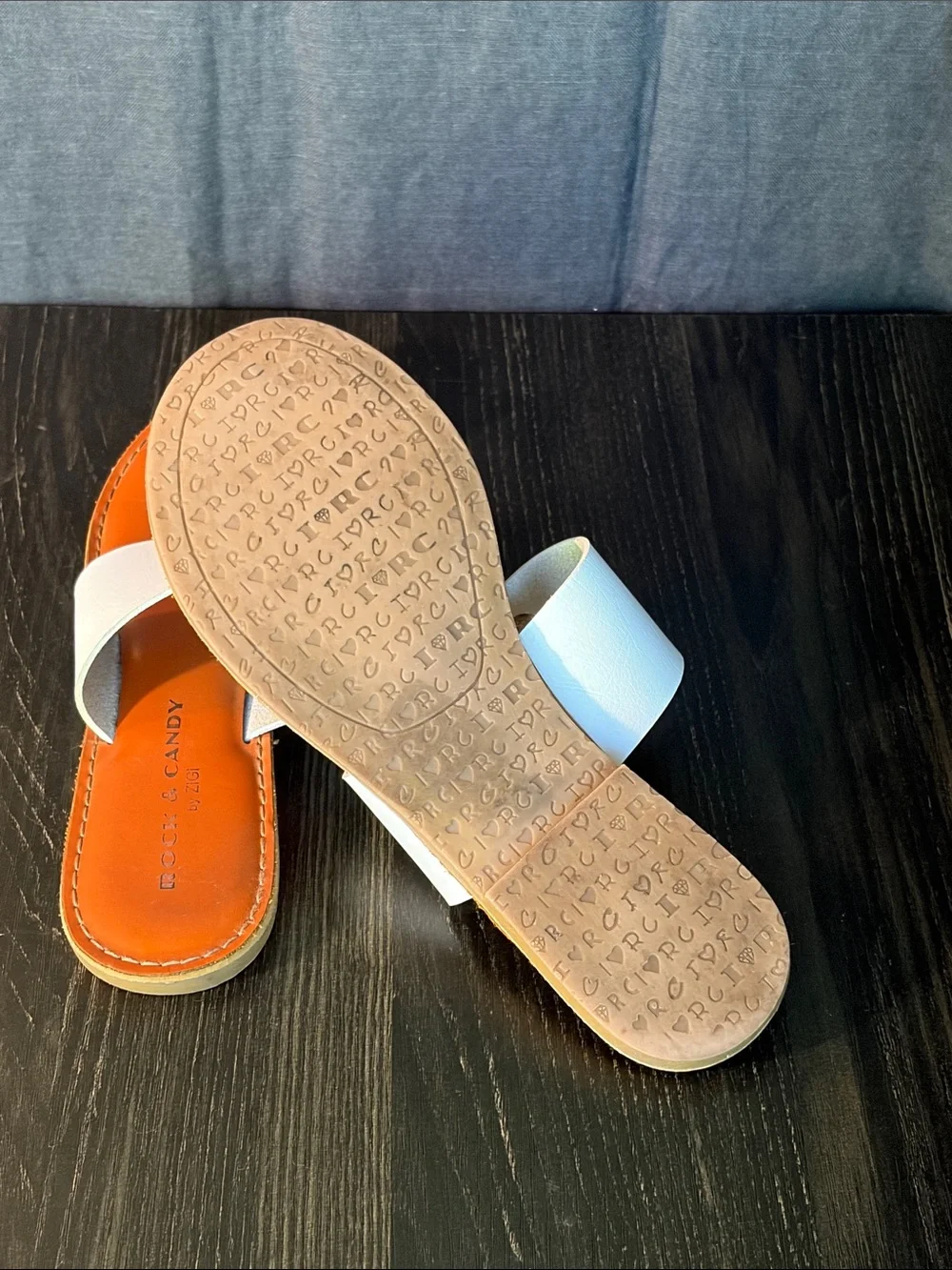 Rock & Candy White Strap Orange Footbed Toe-Post Sandals